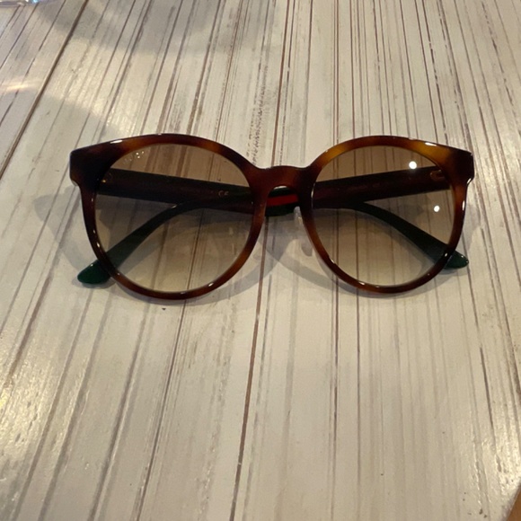 Gucci Sunglasses main image 4